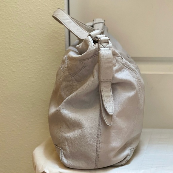 Liebeskind Berlin Medea double dye leather shoulder bag - Picture 7 of 16